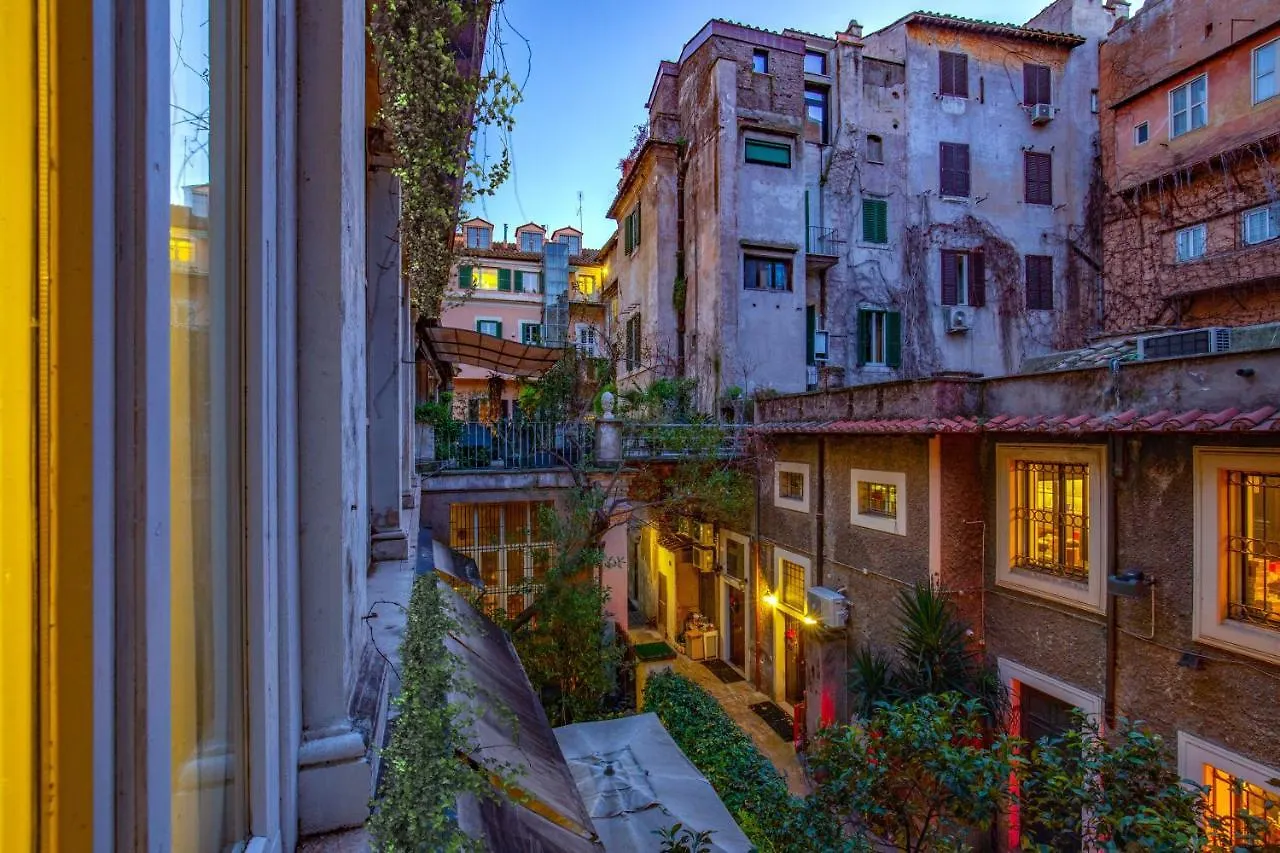 Spanish Steps Victoria Apartment Rome Italy