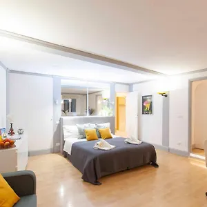 Apartment Casa Paola, Rome